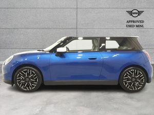 Mini Cooper Cooper SE - Image 4