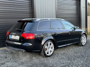 Audi S4 Quattro 4.2 - Image 3