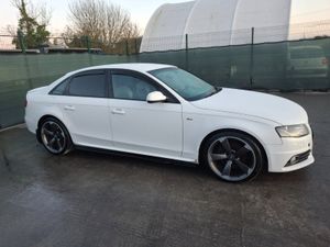 2012 Audi A4  2.0 Tdi  S -line - Image 2