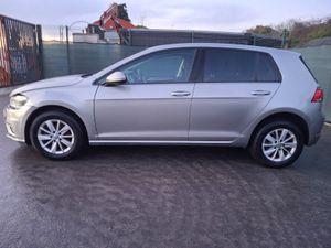 182 Volkswagen Golf  TDi - Image 2