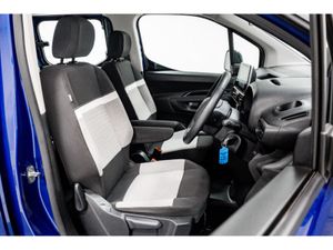 Citroen Berlingo ë-FEEL XL 50kWh LWB Auto 136HP - - Image 3