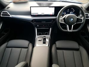 BMW 3-Series 330e M Sport - Image 4