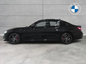 BMW 3-Series 320i M Sport Saloon - Image 4