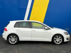 Volkswagen Golf HIGHLINE 1.4 TSI // 17" ALLOYS // - Image 2