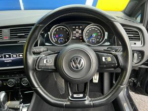 Volkswagen Golf R 4MOTION 2.0 TSI // SERVICE HISTO - Image 4