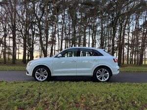 Audi Q3 TDI 140 BHP S line - Image 4