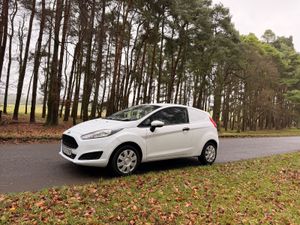 Ford Fiesta Diesel Van - Image 3