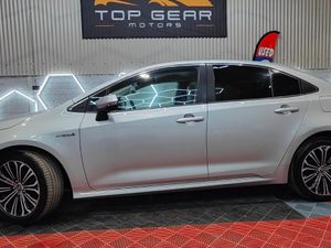 201 - Toyota Corolla 1.8 Petrol Hybrid NCT 2028 - Image 3