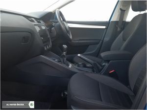 Skoda Octavia **TINY MILEAGE**AMBITION 1.6TDI 115H - Image 4