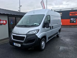 2019 Peugeot Boxer 335 PRO L2H2 BLUE H HDI PROFESS - Image 3