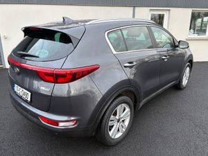 171 Kia Sportage Platinum 1.7 CRDI - Image 3
