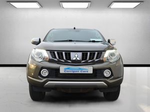 Mitsubishi L200 with gull wing canopy - Image 2