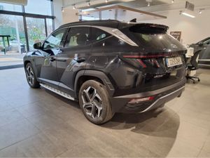 Hyundai Tucson EXECUTIVE PLUS HYBRID ** SIDE STEPS - Image 4