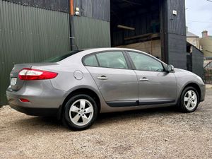 Renault Fluence 2011 automatic - Image 3
