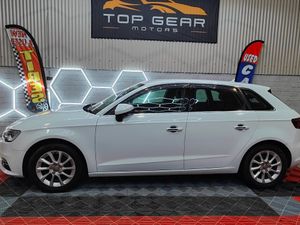 132 Audi A4 Avant S-Line Estate - Image 3