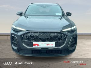 Audi Q5 40TDI 204BHP QUATTRO S-LINE BLACK EDITION - Image 3