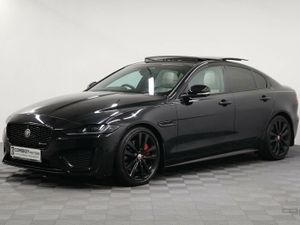 Jaguar XE D200 MHEV R-Dynamic Black - Image 3