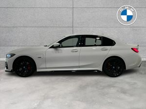 BMW 3-Series 330e M Sport Saloon - Image 4