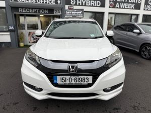 2015 Honda Vezel 1.5 Hybrid Auto,Full leather - Image 3