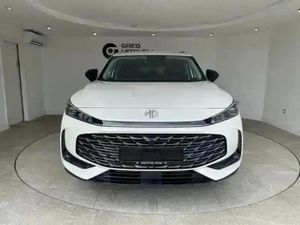 MG HS 1.5 T-gdi Phev Trophy 5dr Auto - Image 2