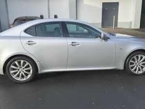 LEXUS IS / 2006 / 2.5 PETROL / AUTOMATIC - Image 4