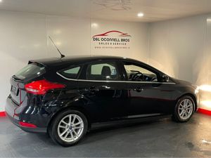 Ford Focus 1.5 TDCI ZETEC 120PS 5DR - Image 3