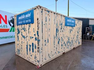 20 x 8 container - Image 3