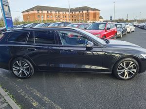 VOLVO V60 R-DESIGN T6 RECHARGE AWD AUTOMATIC PHEV - Image 4