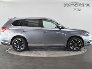Mitsubishi Outlander PHEV 2.0L MIVEC 4WD 5-Seater - Image 2