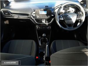 Ford Fiesta 1.1L Ti-VCT 70 PS Zetec - Image 2