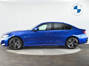 BMW 3-Series 330e M Sport Saloon - Image 4