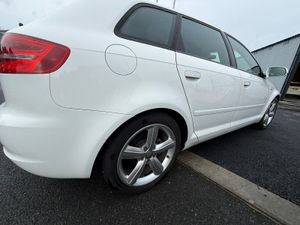 Audi A3 2012 white - Image 3