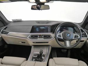 BMW X5 xDrive45e M Sport - Image 4