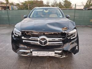 2019 Mercedes GLC-Class  4 Matic  220D  2.0 Diesel - Image 4