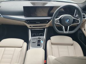 BMW i4 eDrive35 M Sport - Image 4