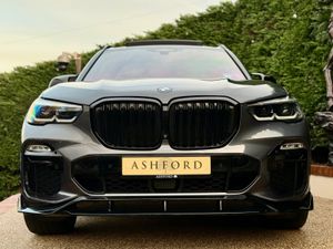 BMW X5 30D SKY LOUNGE GREAT SPEC - Image 2