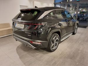Hyundai Tucson EXECUTIVE PLUS HYBRID ** SIDE STEPS - Image 2