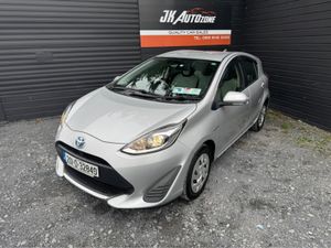 Toyota Aqua 1.5 HYBRID 5DR AUTO - Image 3