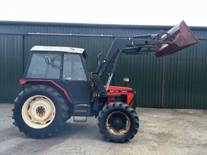 1988 Zetor 6245 with Loader - Image 2