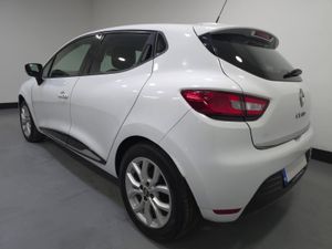 Renault Clio Dynamique Nav 1.2 - Image 2