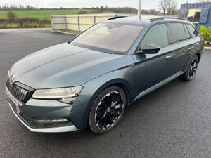 2020 (202)  Skoda Superb Sportline Plus PHEV PanRo - Image 4
