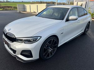 2022 BMW 330E M Sport 2.0 Auto - Image 4
