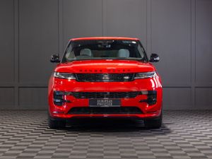 242 Range Rover Sport P460e Dynamic HSE - Image 2