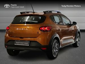 Dacia Sandero STEPWAY EXPRESSION TCE - Image 2