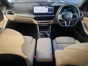 BMW 3-Series 330e M Sport Saloon - Image 4