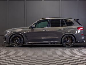 222 BMW X5 X-Drive 45e M-Sport - Image 3