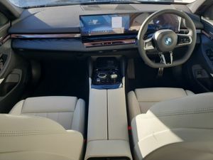 BMW 5-Series 530e Msport - Image 4