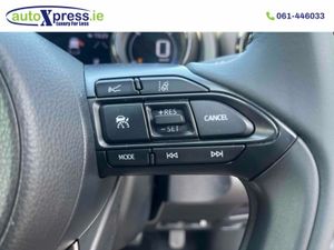 Toyota Yaris 1.5 Hybrid Automatic, 360 Camera - Image 4