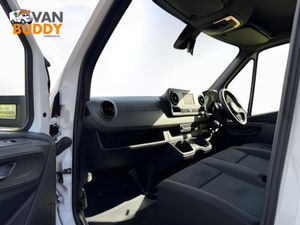 Mercedes-Benz Sprinter 2.1 316Cdi 3.5T Curtainside - Image 3