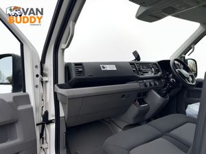 Volkswagen Crafter 2.0 3.5t. New 4.2m Curtainsider - Image 2